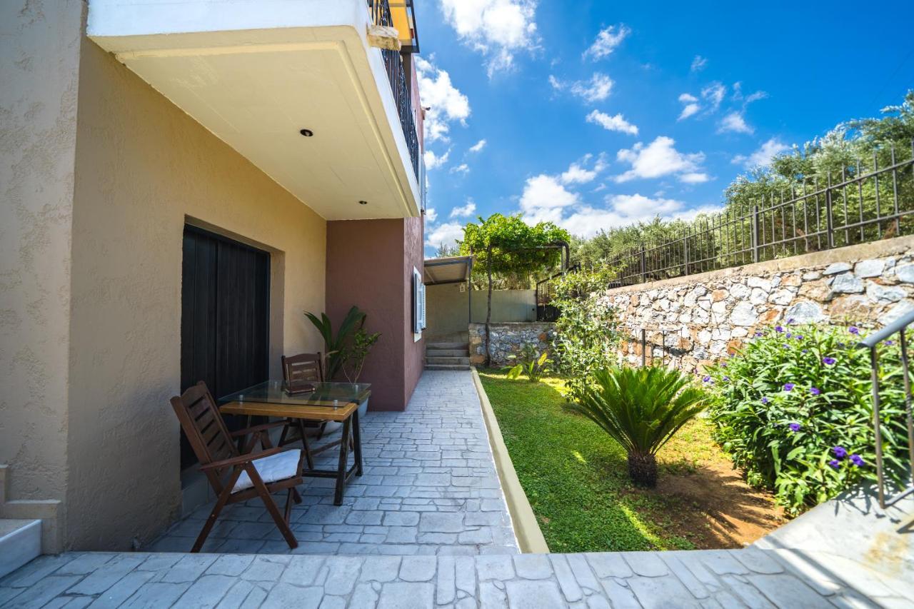 Petronila Luxury * Kíssamos