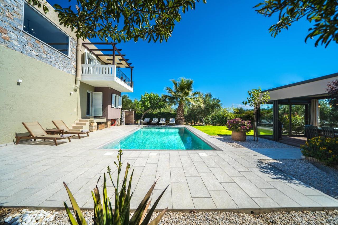 Petronila Luxury Villa