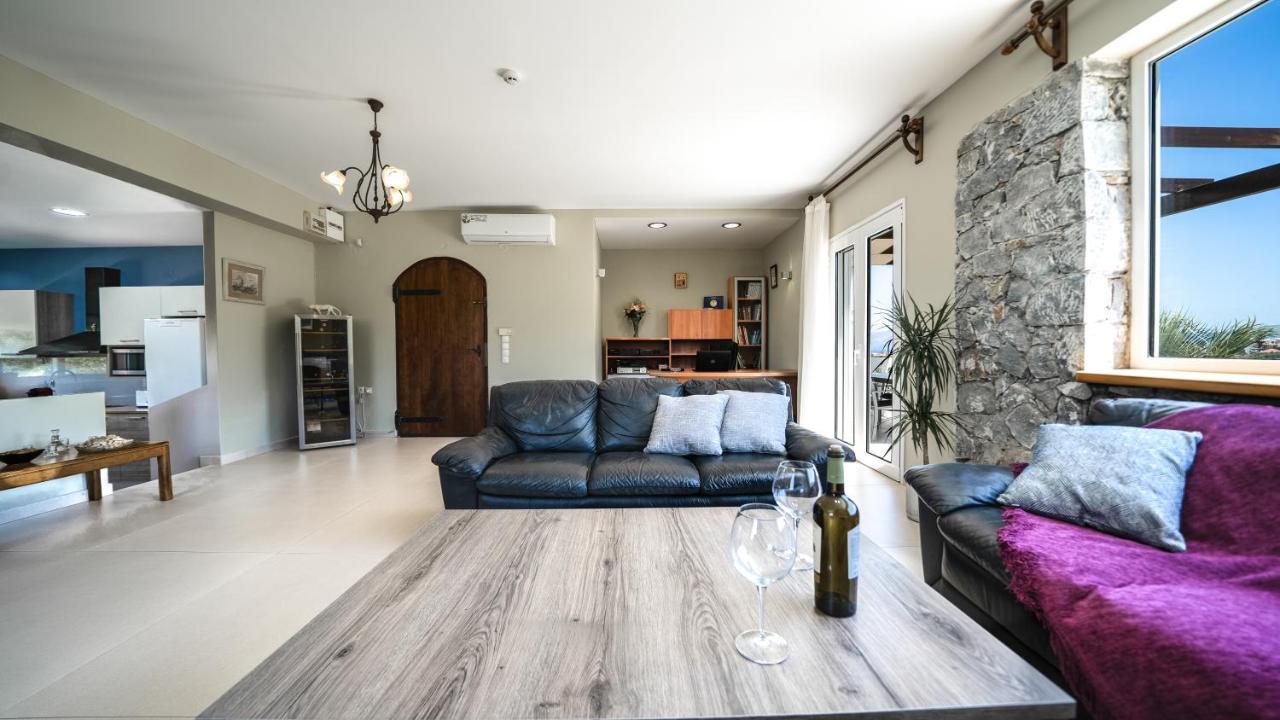 Petronila Luxury Villa Kíssamos